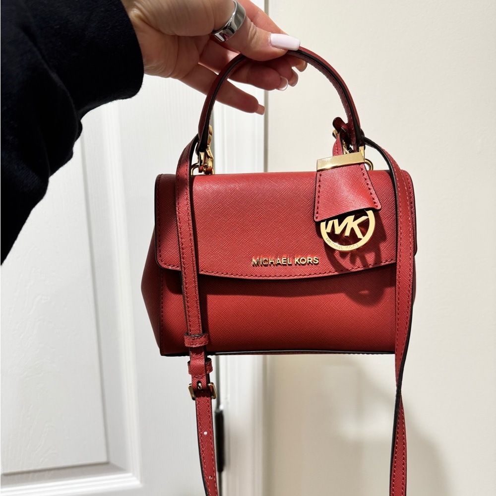 Micheal Kors Mini Bag - Ava